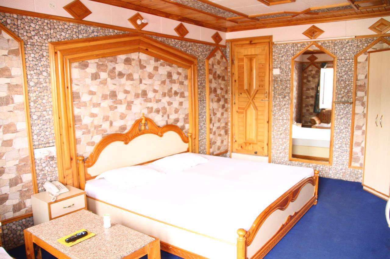 Hotel Vikrant ナイニタール エクステリア 写真